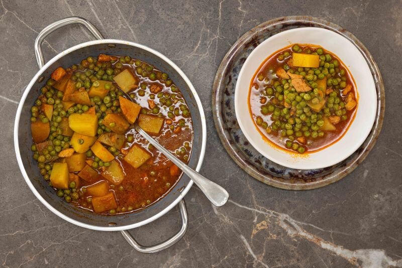 Bezelyeli Patatesli Tavuk Tarifi - 1