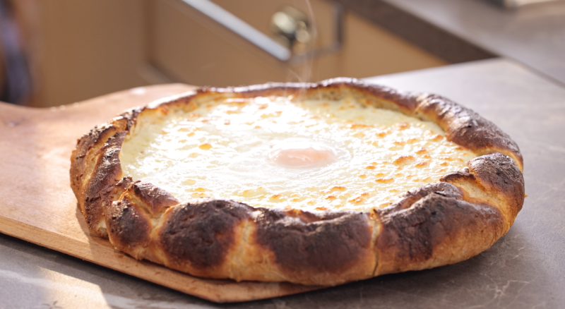 Ramazan Pidesinden Kaşarlı Yumurtalı Pide Tarifi - 1